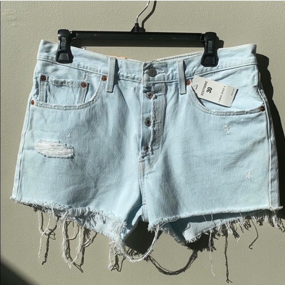 Levi's Pants - Levi shorts NWT